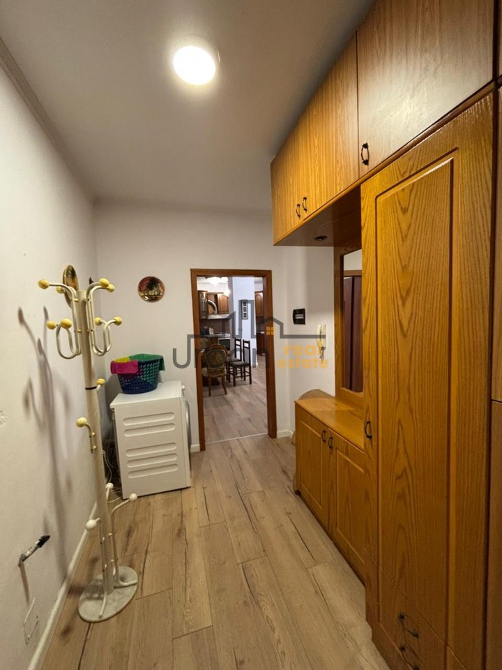 Rent, Apartment 3+1+2, 21 Dhjetori, Tirana - 110,000 Lek | 150 m²
