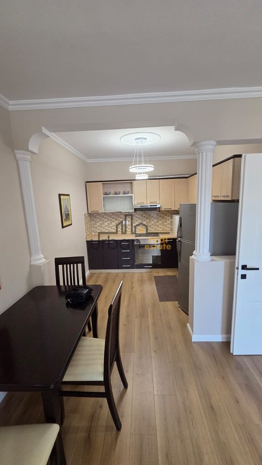 Rent, Apartment 1+1, 9 Floors, Tirana - 800€ | 80 m²