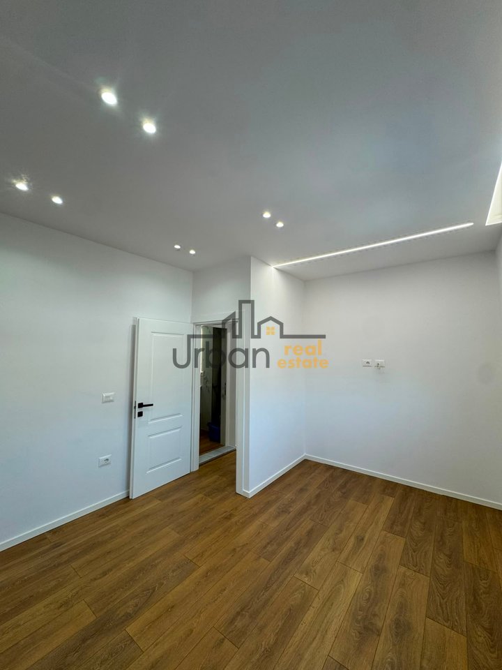 In vendita, Appartamento 2+1, Via 4 Deshmoret, Tirana - 168.000€ |64 m²