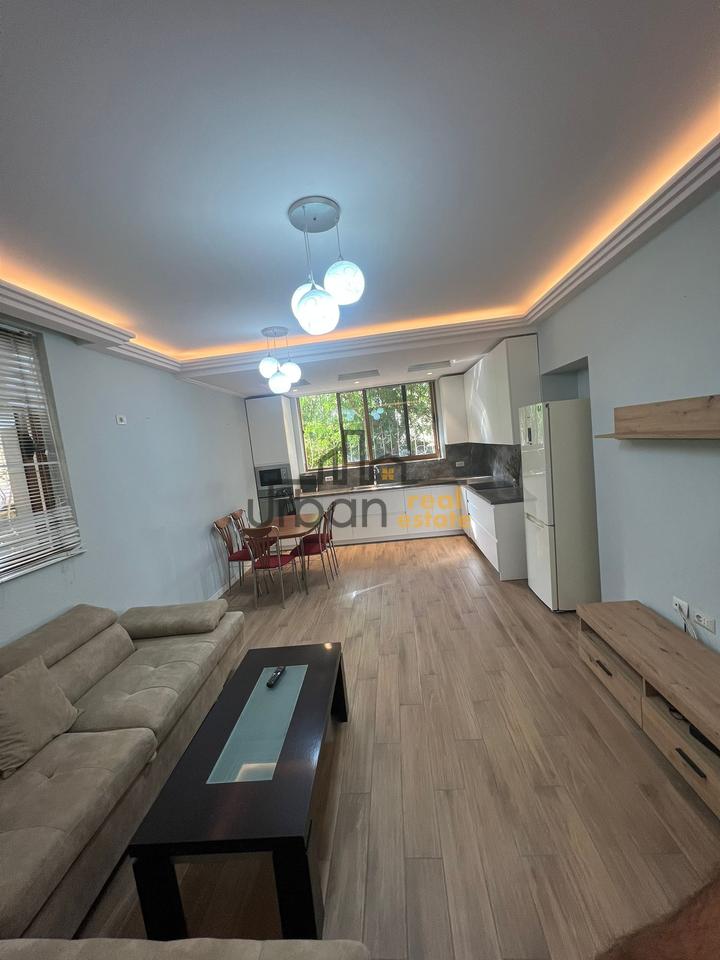 Rent, Apartment 1+1, KAVAJES STREET + POST PARKING , Tirana - 60000 Lek | 75 m²