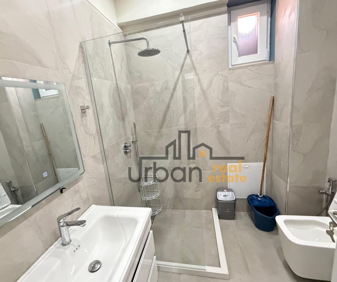 Affitto, Appartamento 1+1, Ex Stazione Ferroviaria, Tirana -65.000 Lek| 65 m²