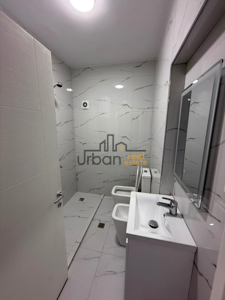 Shitet, Apartament 1+1, Don Bosco, Tiranë - 12,700,000 Lek | 65 m²