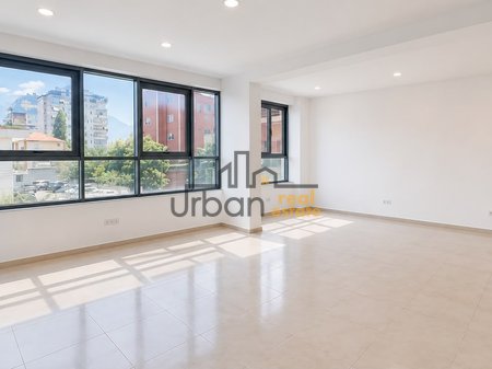 Rent, Business Premises, Center, Tirana - 50,000 LEK | 78 m²