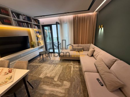 Affitto, Appartamento 2+1+2+Posto Auto, Lago Asciutto, Tirana - 1300€ | 93 m²