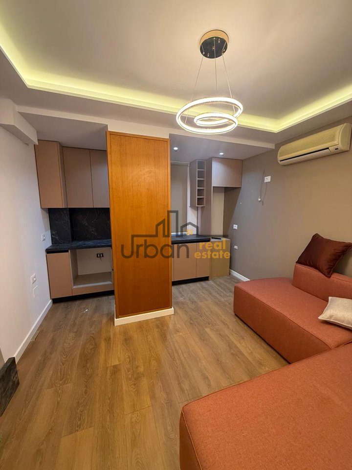 Opportunità, 3 Appartamenti 1+1 in Vendita, Blocco Ambasciata, Tirana - €327.000 | 123 m²