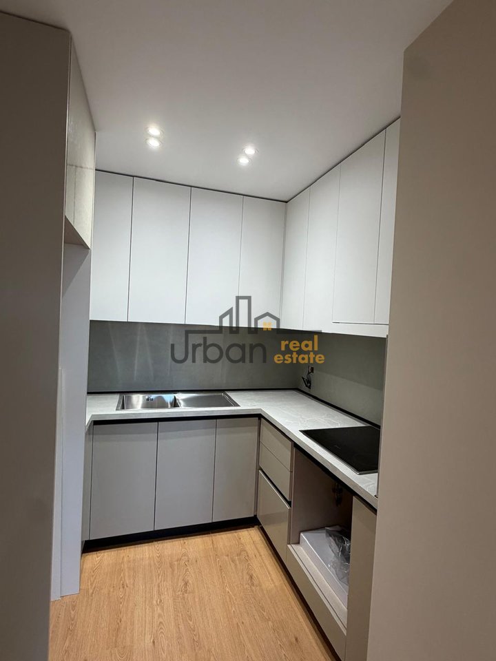 Shitet,  Apartament 2+1 , Ish Stacioni i Trenit, Tiranë - 189,000€ | 79.53 m²
