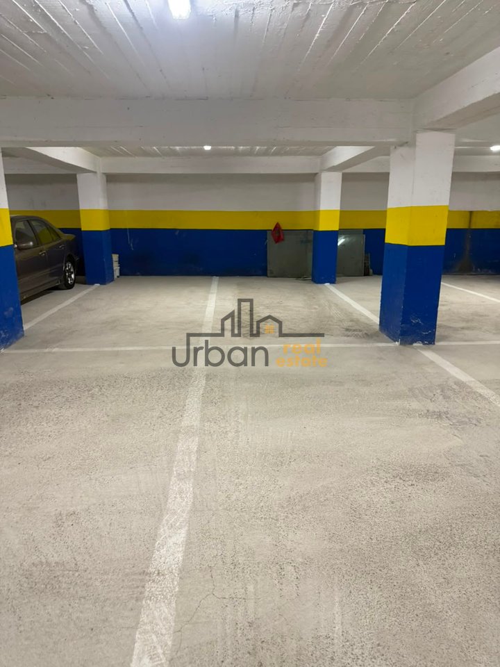 In vendita, 14 posti auto, Via Siri Kodra, Tirana - €290.000 | 164 m²