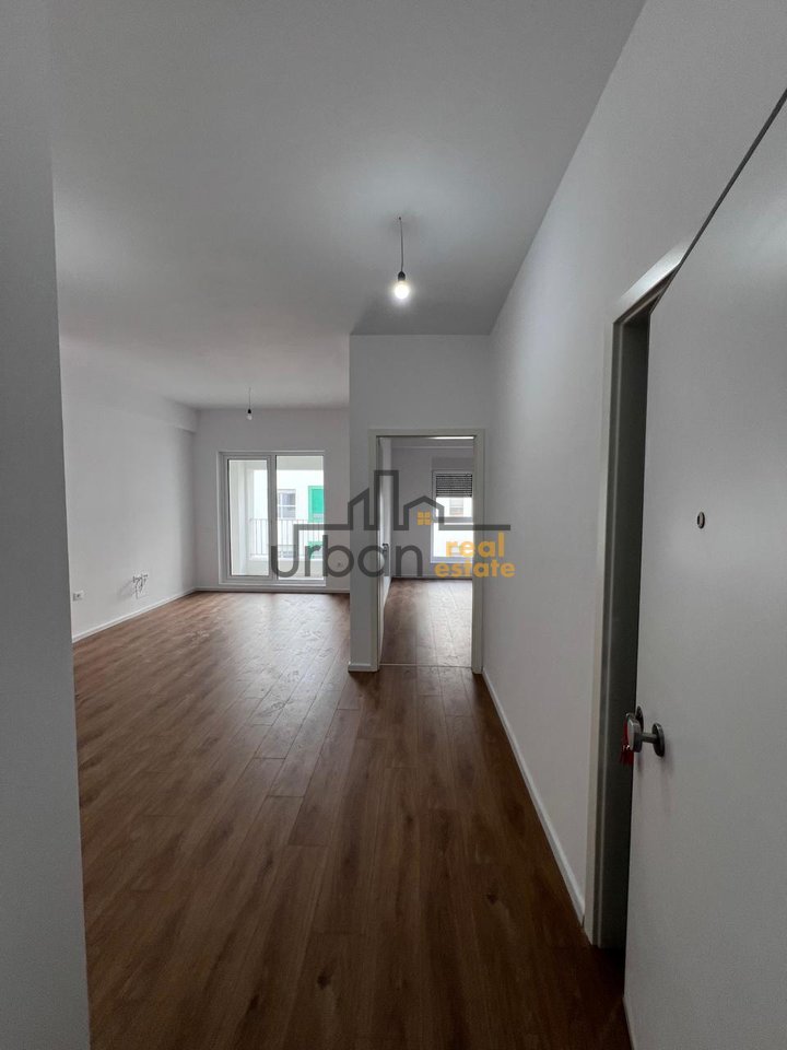 In affitto, Appartamento 1+1, Complesso Kaimi, Tirana - 110.000.000 Lek | 60 m²