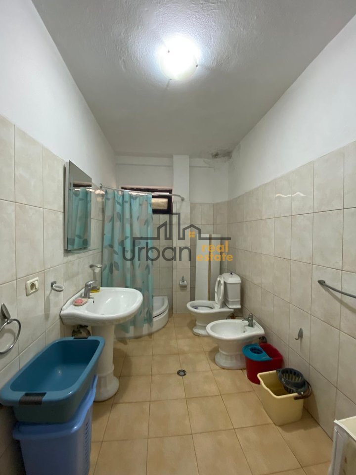 Qera , Apartament 2+1 , Kodra e Diellit, Tiranë - 550€ | 110 m²