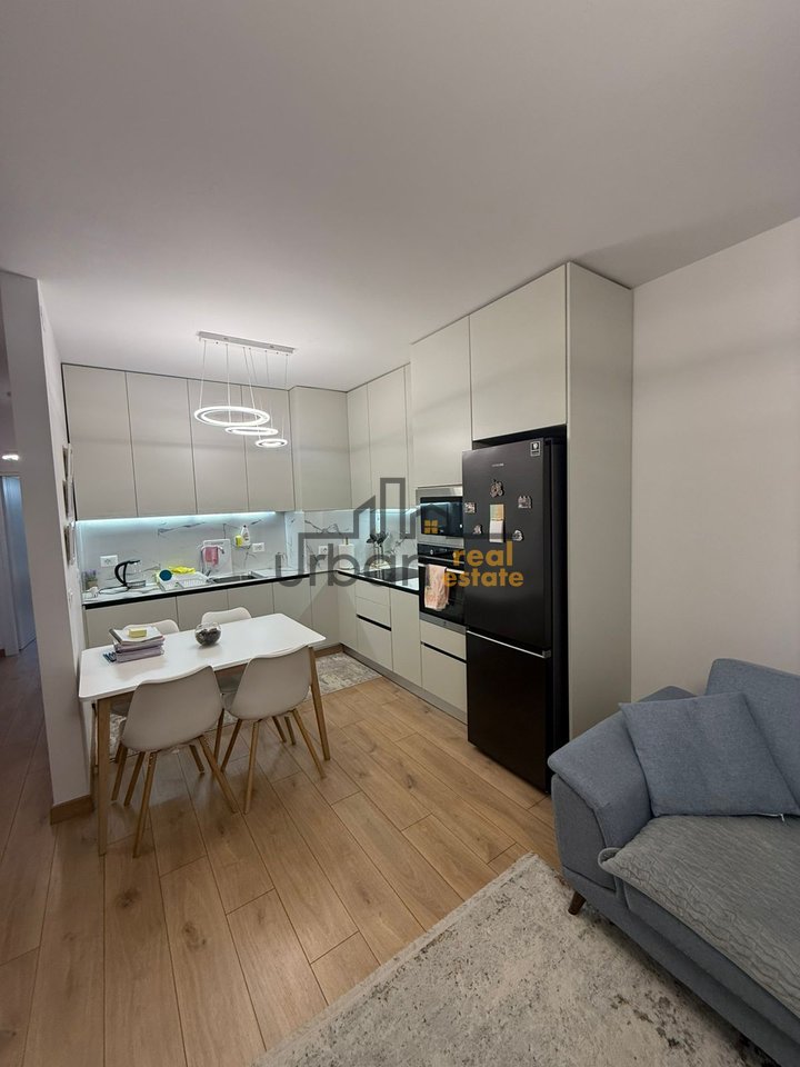 Rent, 1+1 Apartment, Near Globe, Tirana - 600€ | 72 m²