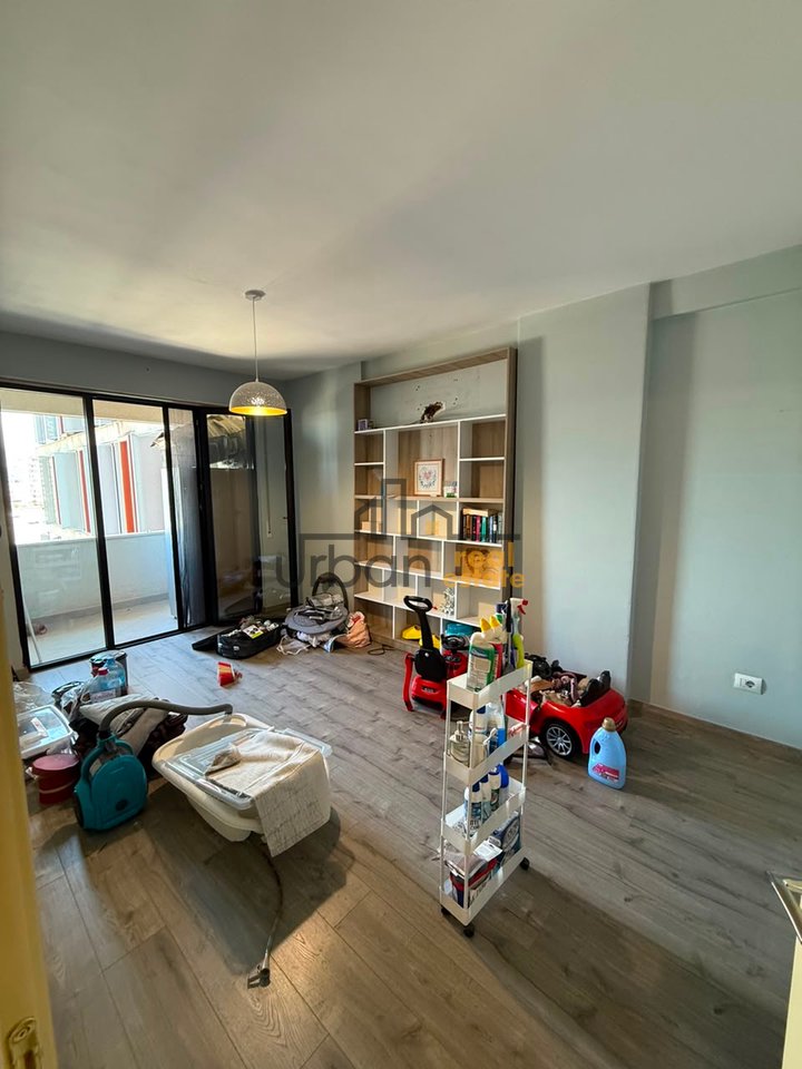 Shitet, Apartament 2+1+2 ,Casa Italia, Tiranë - 168,000€ | 105 m²