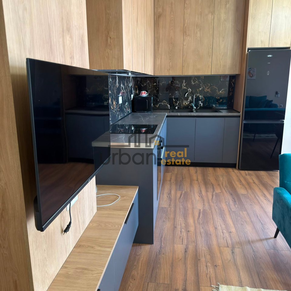 Qera, Apartament 2+1+2, Rruga e Dibrës, Tirana - 800€ | 115 m²