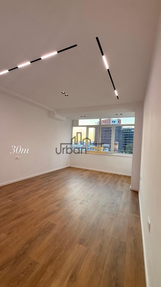 Shitet, Garsoniere,  Rruga Muhamet Gjollesha, Tirana - 115,000€ | 30 m²