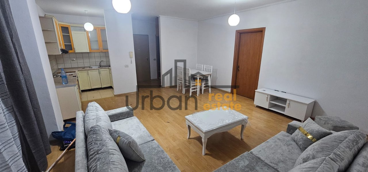 Affitto, Appartamento 2+1, Yzberish, Tirana - 450€ | 115 m²