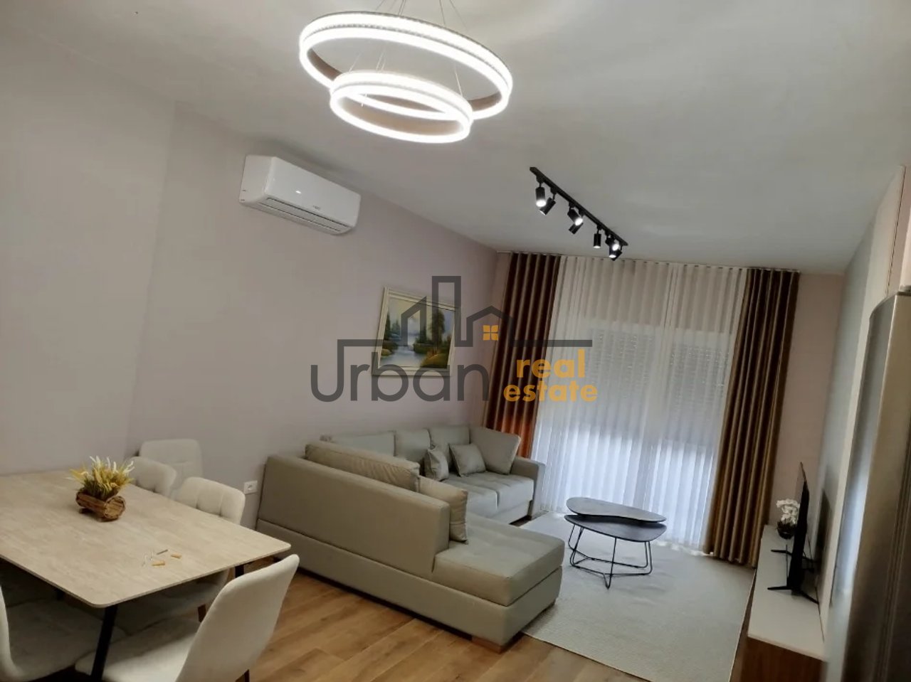 Affitto, Appartamento 1+1, Scuola Rossa, Tirana - 720€ | 80 m²