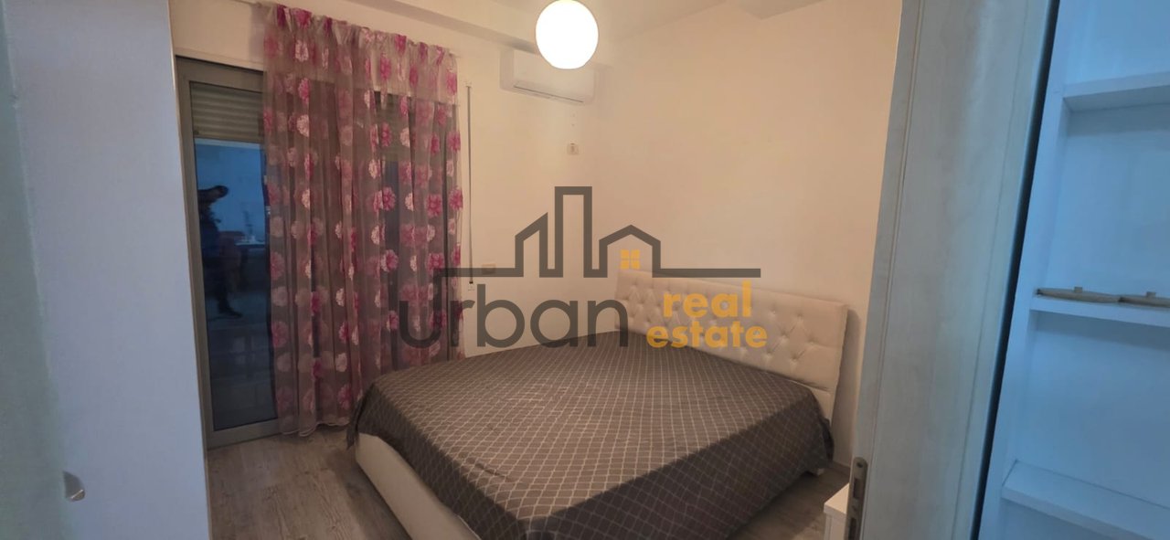 Qera,  Apartament 2+1, Pazari i Ri, Tiranë - 750€ | 82 m²