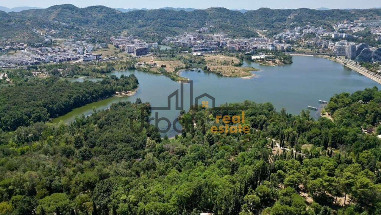 Shitet, Tokë Truall, Liqeni i Tiranës, Tiranë - 600000€ | 600 m²