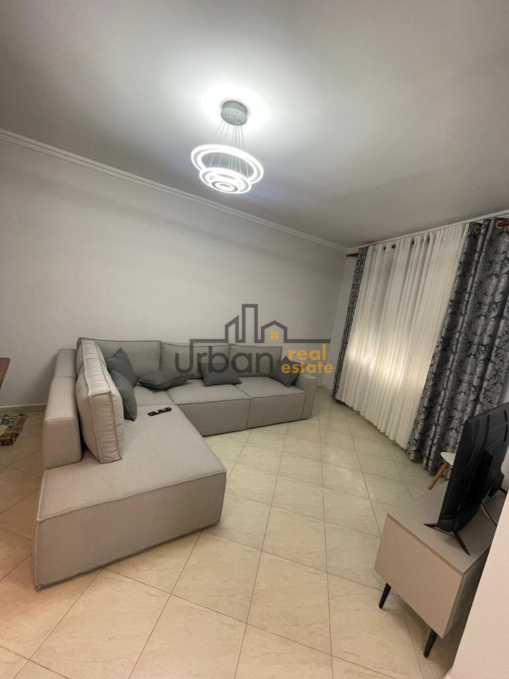 For rent, Apartment 2+1+2, 9 Floors, Tirana - 800€ | 90 m²