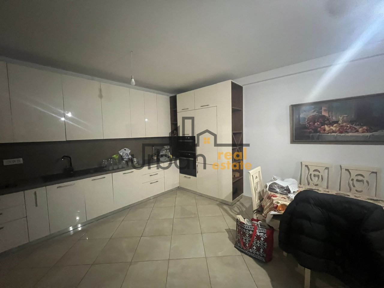 EKSKLUZIVE, Qera, Apartament 2+1+2 , Astir, Tiranë - 500€ | 123 m²