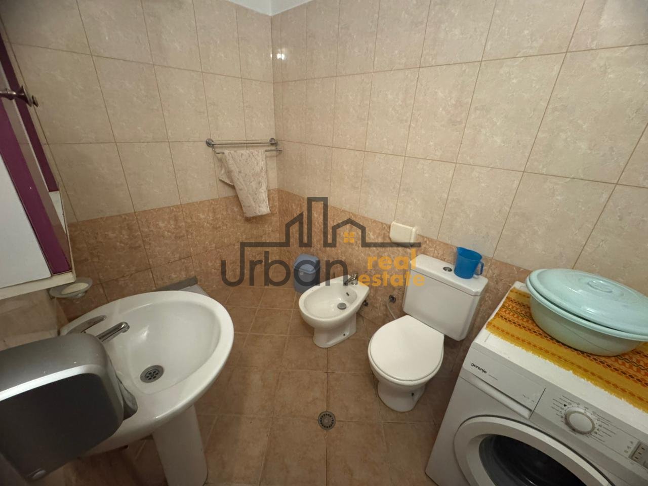 Qera,  Apartament 2+1, Astir, Tiranë - 500€ | 123 m²