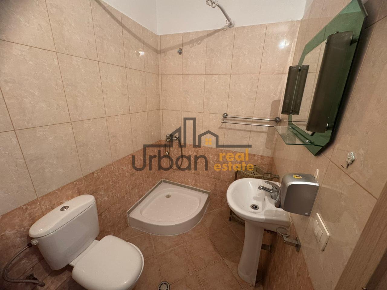 Qera,  Apartament 2+1, Astir, Tiranë - 500€ | 123 m²