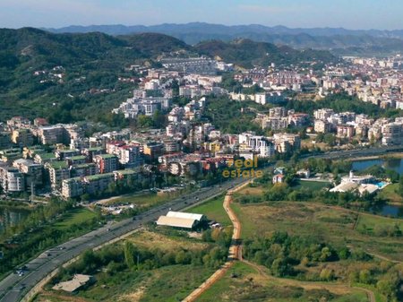 Ekskluzive, Shitet, Tokë Truall Liqeni i Thatë, Tiranë - 3,550,000€ | 14,200 m²