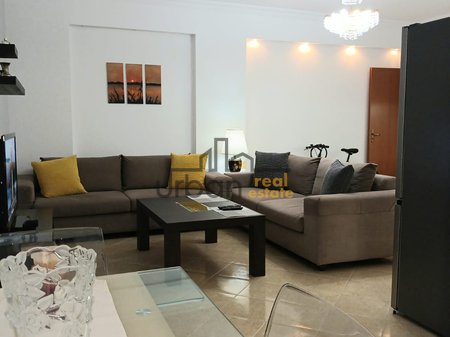 For rent, 2+1 Apartment, Fresku, Tirana - 520€ | 97 m²