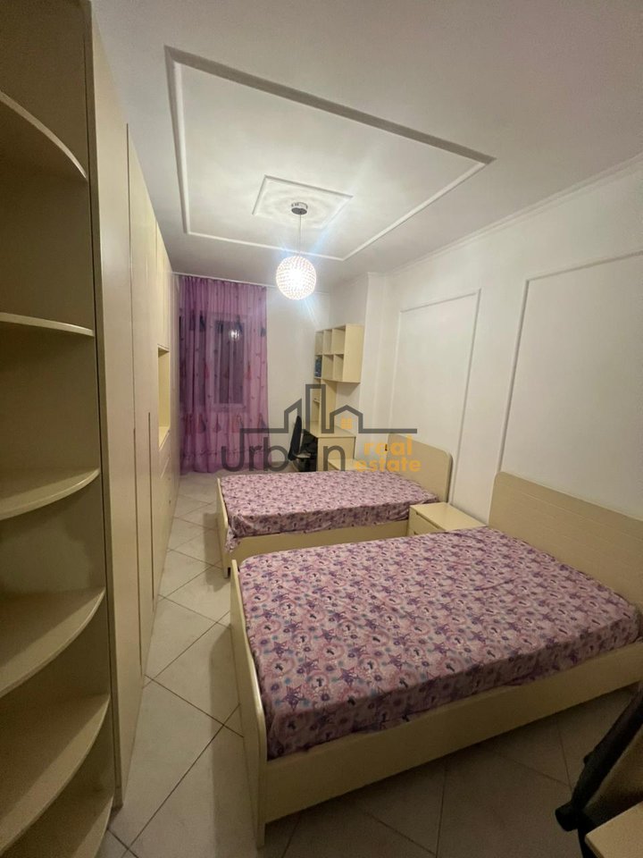 Qera, Apartament 2+1, Yzberish, Tiranë - 500€ | 113 m²