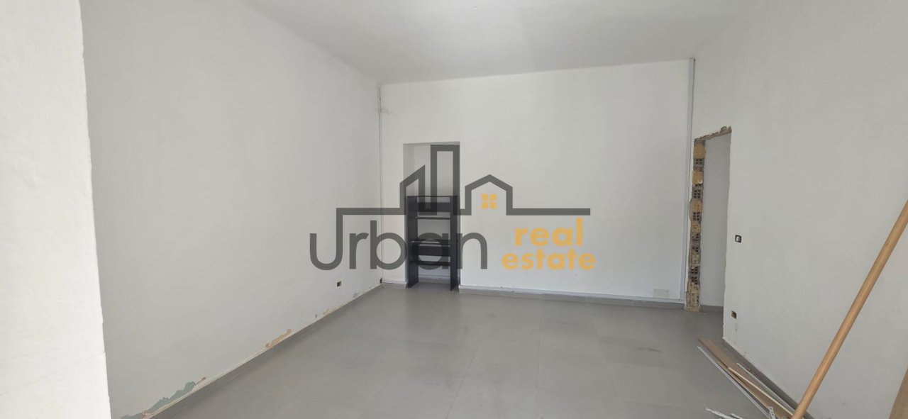 Shitet, Ambient Biznesi Premium,  Stadiumi Dinamo, Tiranë - 1.000.000€ | 230 m²