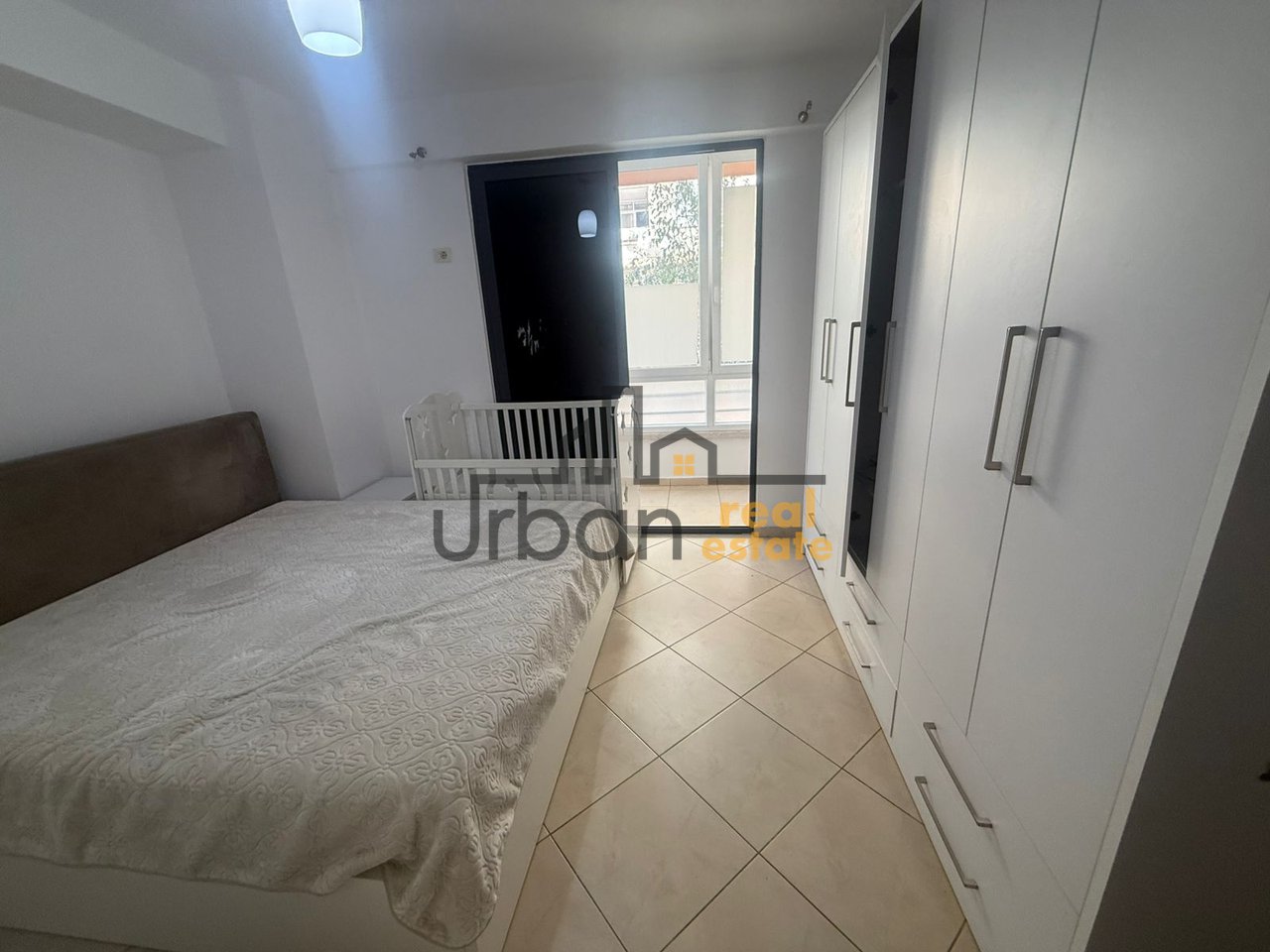 In affitto, Appartamento 1+1, Astir, Tirana - 40.000 leke | 75 m²