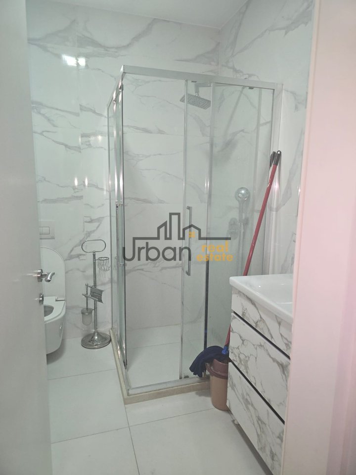 In affitto, Appartamento 2+1, Astir, Tirana - €500 | 97 m²