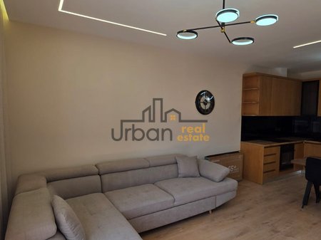 Qera,  Apartament 1+1,Bulevardi i Ri, Tiranë - 650€ | 65 m²