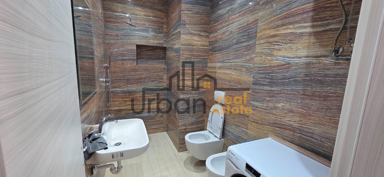 Qera,  Apartament 1+1,Bulevardi i Ri, Tiranë - 650€ | 65 m²