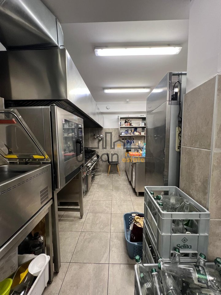 Shitet, Restorant, Kodra e Diellit Residence, Tiranë - 310,000€ | 110 m²