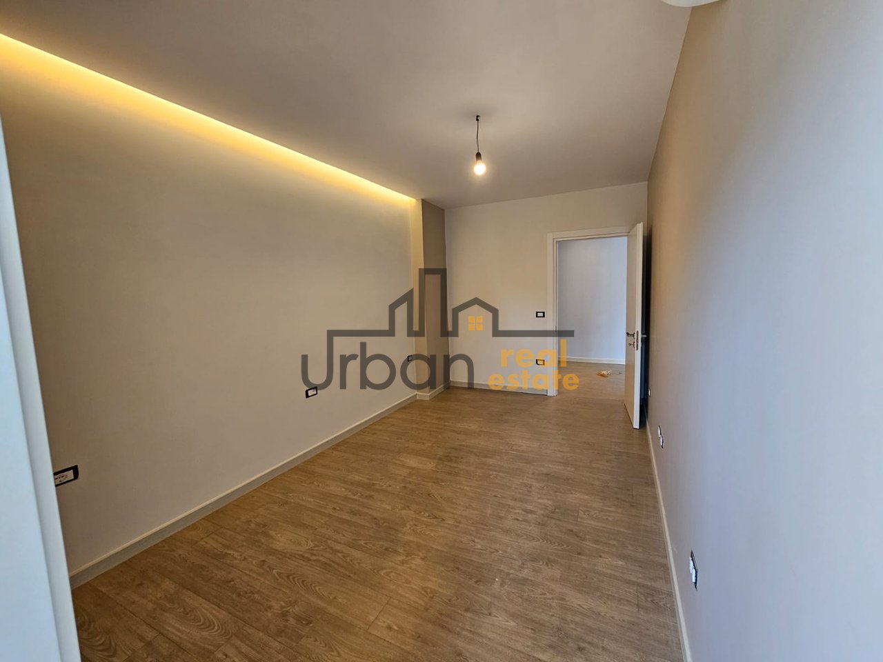 Qera, Apartament 2+1 , Zogu i Zi, Tiranë - 800€ | 95 m²