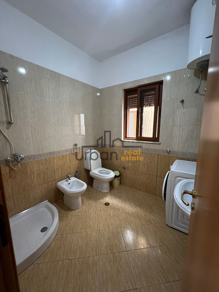 In Affitto, Casa Privata, 1+1+Parcheggio Coperto, Astir, Tirana - 500€ | 73 m²