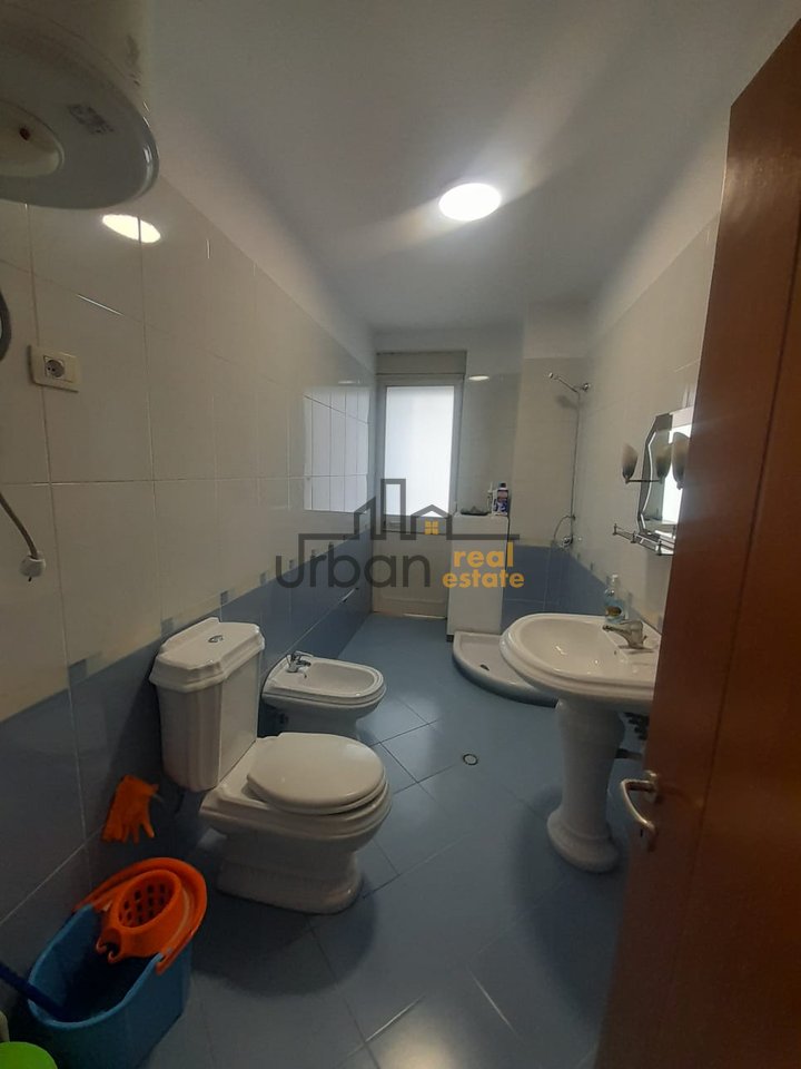 Qera, Apartament 1+1 , Rruga e Kavajës, Tiranë - 700€ | 80 m²
