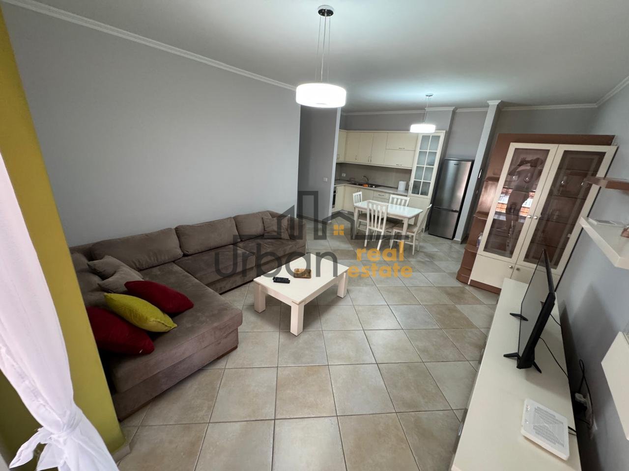 Qera,  Apartament 1+1 , Kompleksi Delijorgji, Tiranë - 650€ | 70 m²