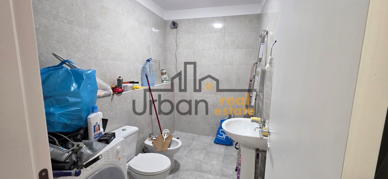 For Rent, 2+1 Apartment + Parking Space, Kombinat, Tirana - €500 | 115 m²