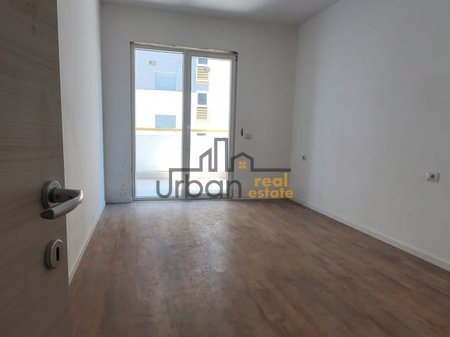 In vendita, Appartamento 1+1, Laprakë, Tirana - €135.000 | 82,38 m²