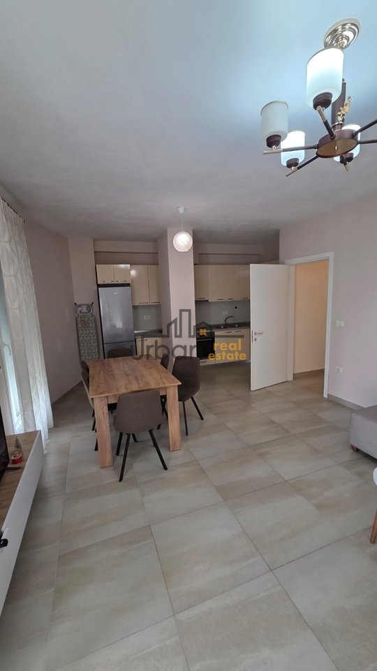Qera, Apartament 3+1+ Post Parking, Ali Demi, Tiranë - 700€ | 100 m²