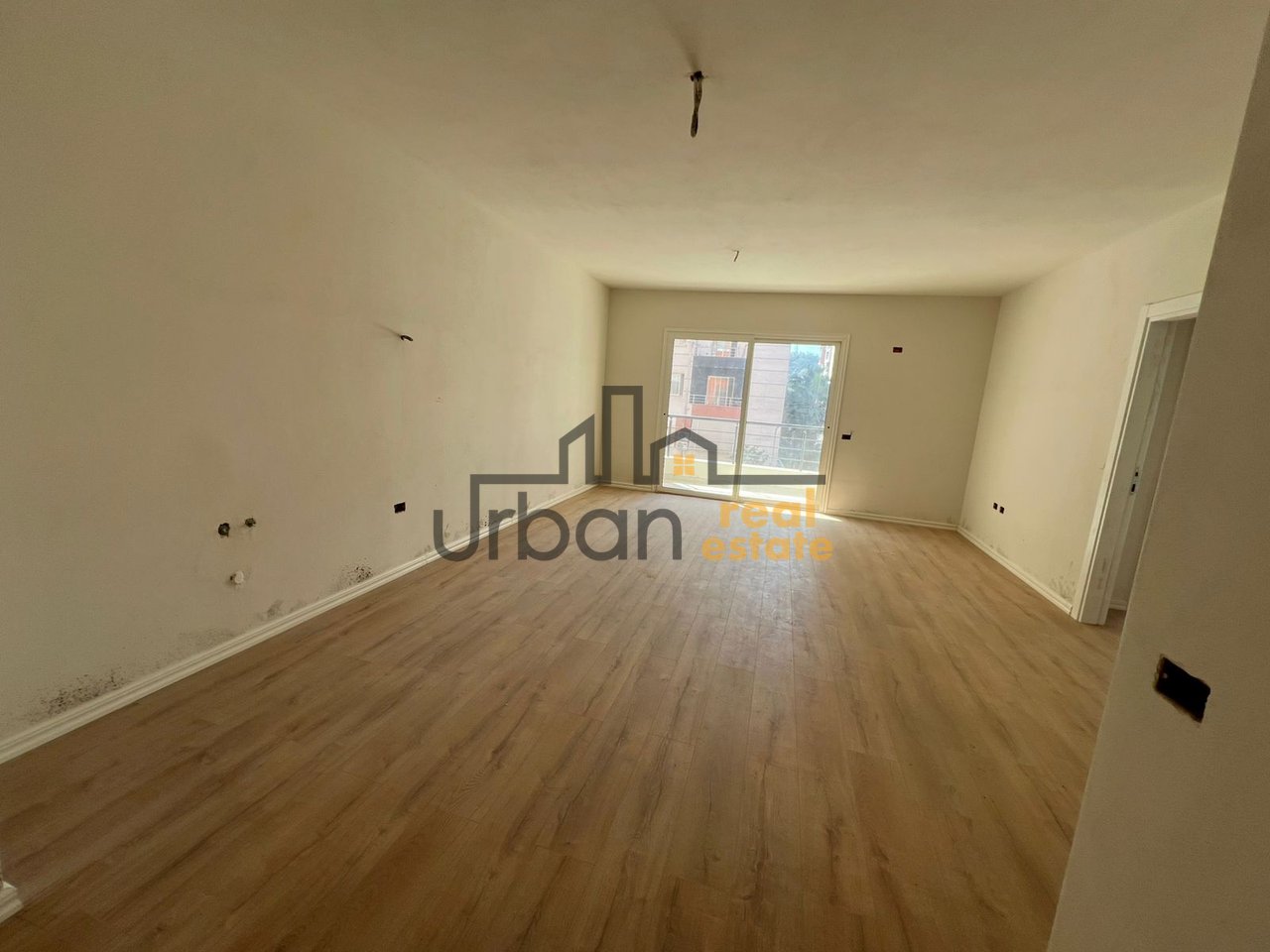 Shitet, Apartament 2+1+2 ,Fabrika e Miellit, Astir, Tiranë - 162,000€ | 107.77 m²
