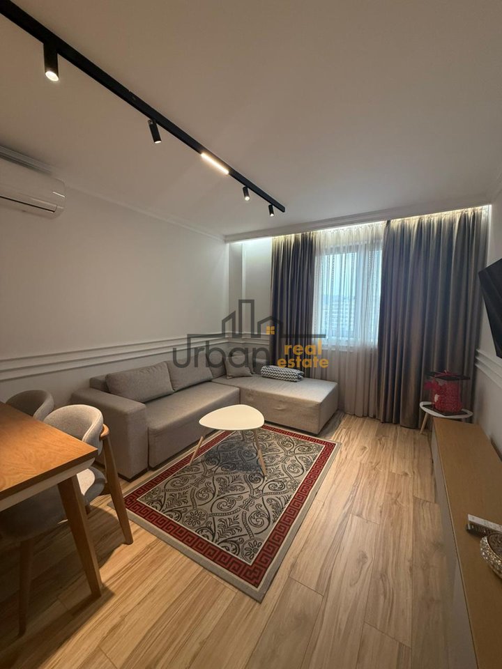 Shitet, Apartament 1+1, Pallati i Eglos, Tiranë - 150,000€ | 64.91 m²