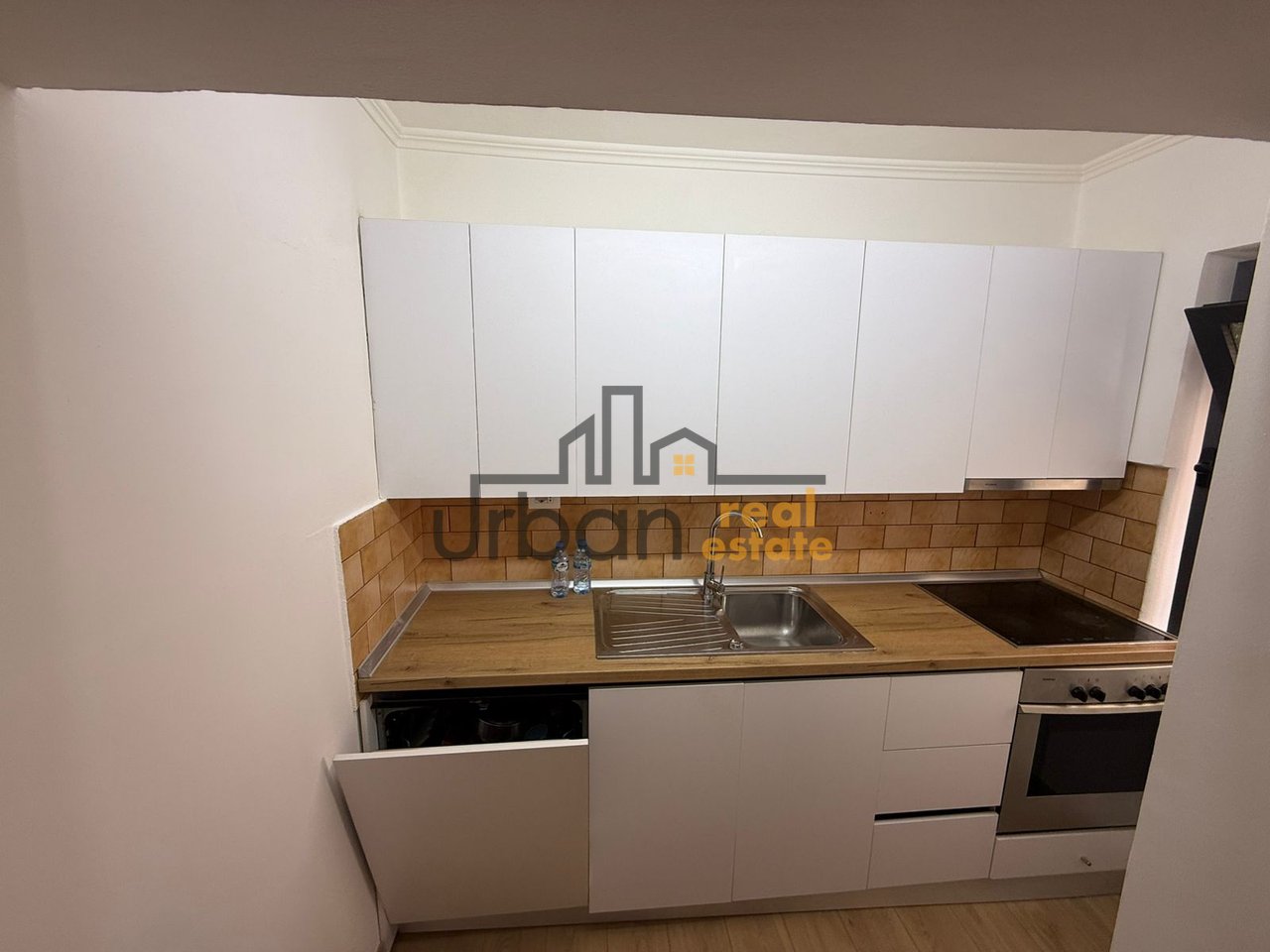 For rent, Apartment 1+1, Myslym Shyri, Tirana - 60,000 lek | 60 m²