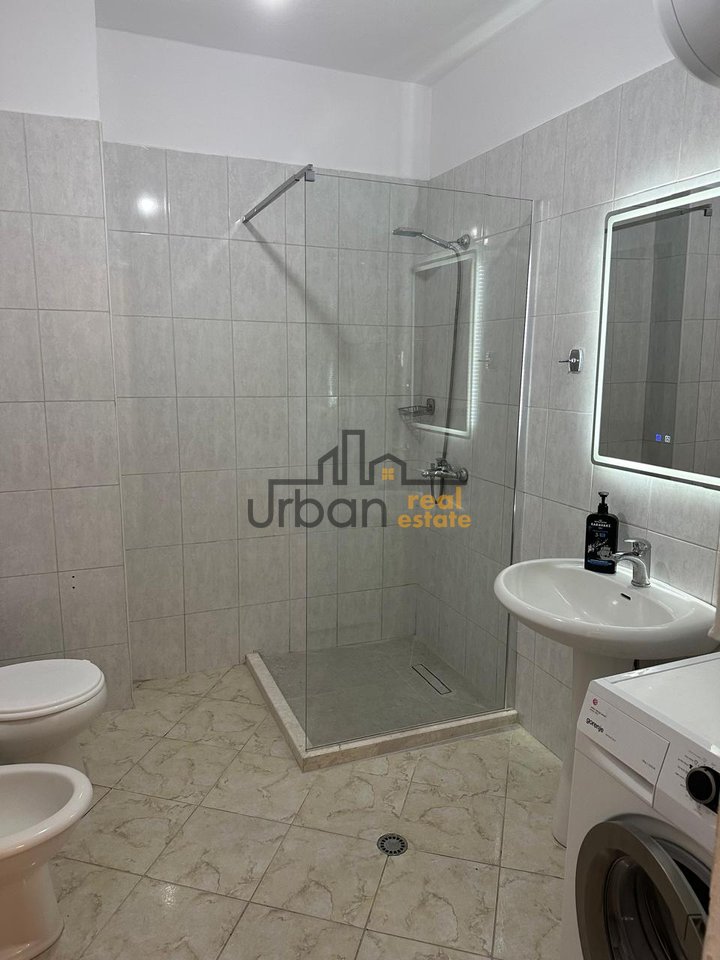 Qera, Apartament 1+1 , Astir, Tiranë - 420€ | 72 m²