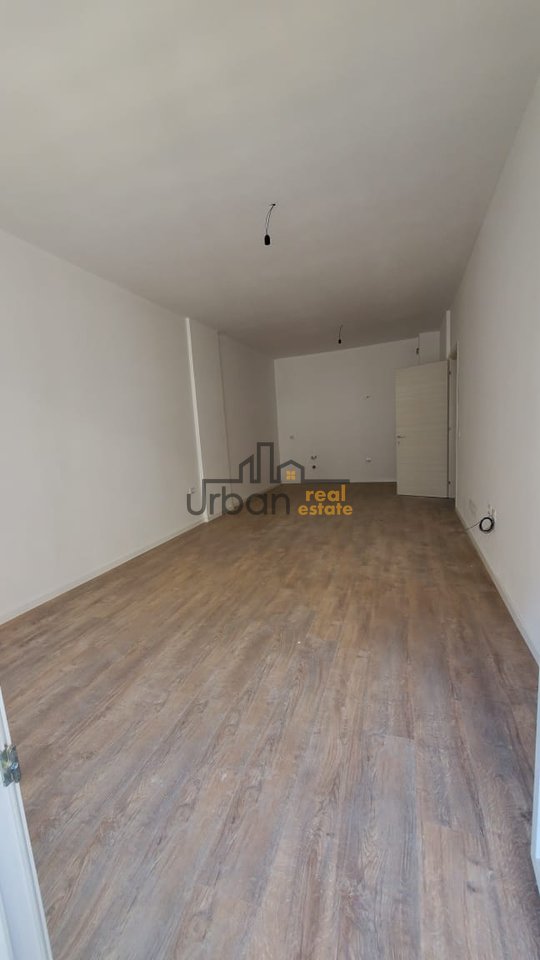 In vendita, Appartamento 1+1, Laprakë, Tirana - €135.000 | 82,38 m²