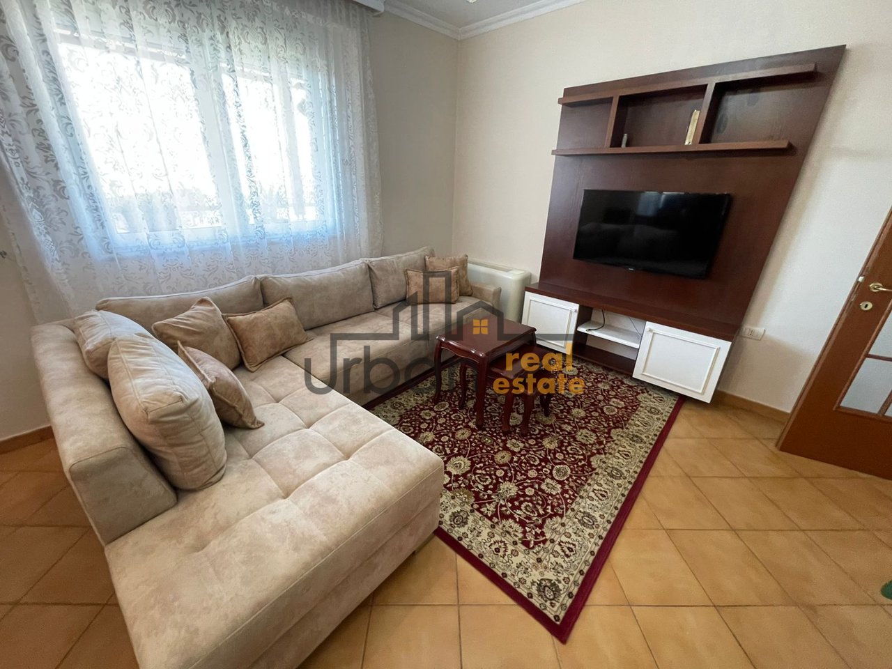 In affitto, Appartamento 2+1+2, vicino allo Stadio Dinamo, Tirana - 1000€ | 100 m²