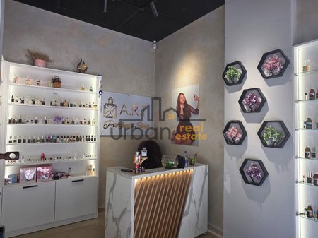 Shitet,  Biznesi,  Astir, Tiranë - 10,000 Lekë | 45 m²