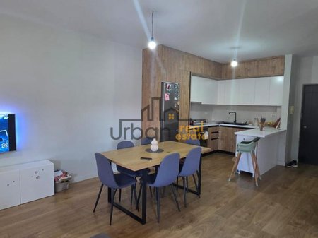 In vendita, Appartamento 2+1, Yzberish, Tirana - €148.000 | 93 m²