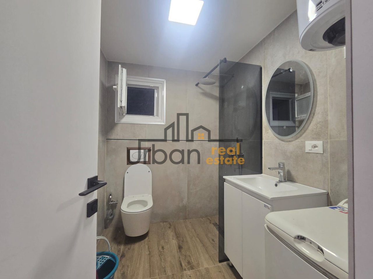Rent, Office, New Maternity Hospital, Tirana - €800 | 77.8 m²
